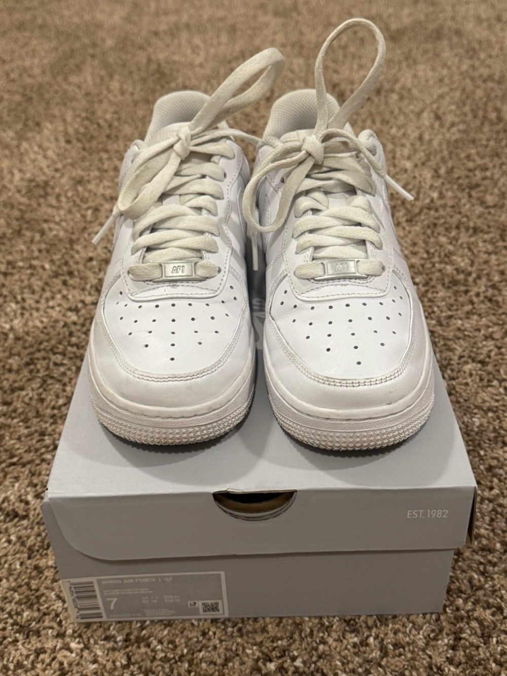 Nike Air Force 1 ‘07’ White Size 7 W/ Original Box